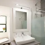 Διαμέρισμα White Tiles In Center
