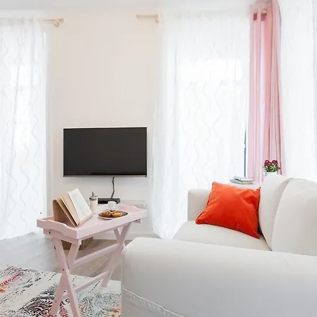 White Tiles In Center Apartment *